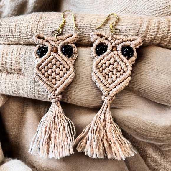 Owl macrame earrings 70s vibes Macrame Wood Hypoallergenic Ear wires Adorable - Picture 8 of 15